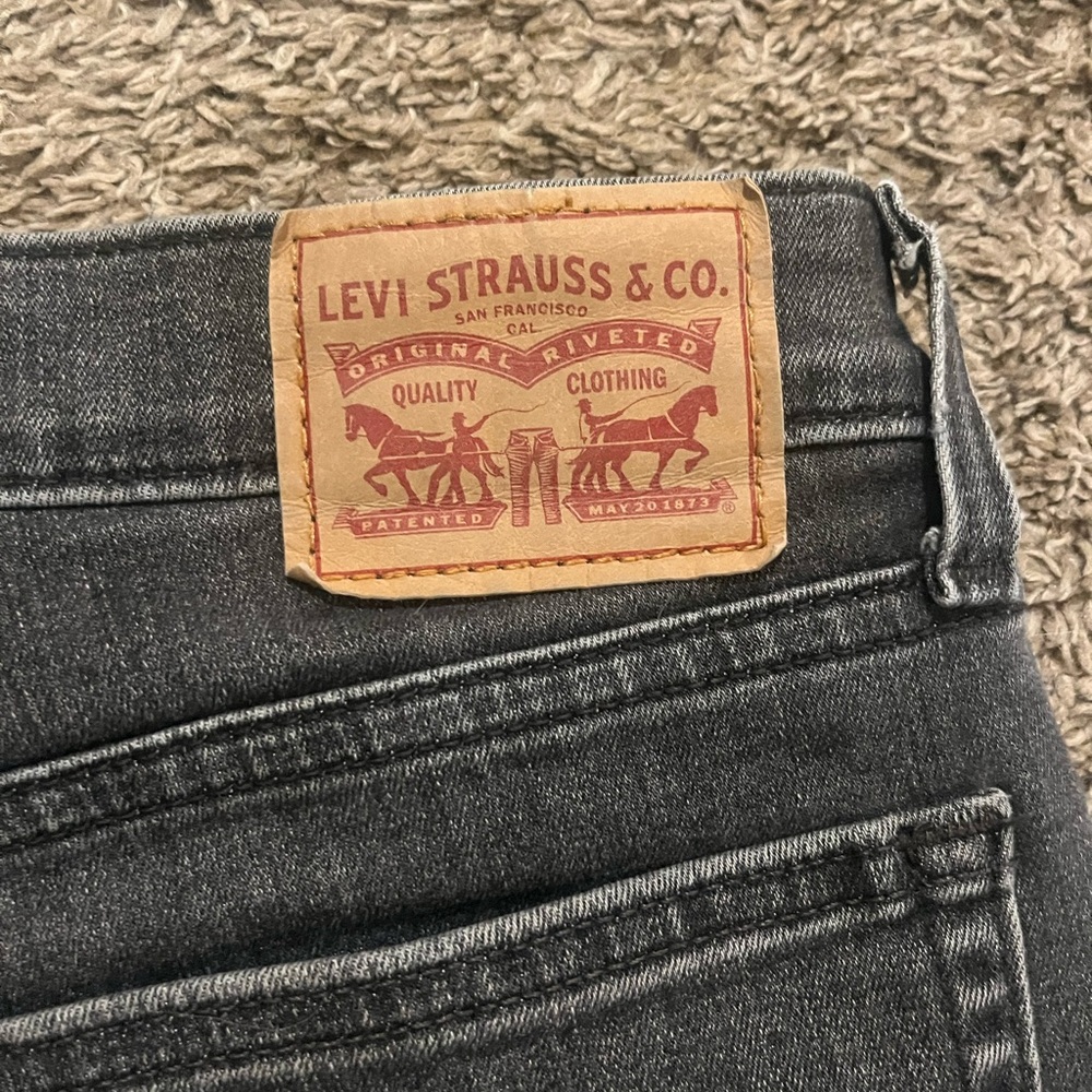 Women's Dark Grey Levi’s Boyfriend Jeans - Picture 7 of 7